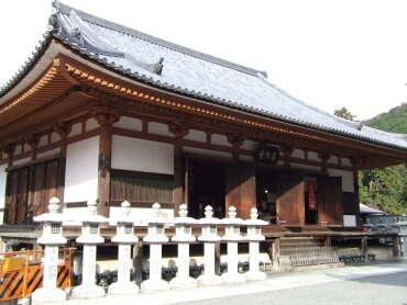 壺阪寺本堂.jpg