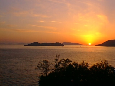 瀬戸内海の夕暮れ