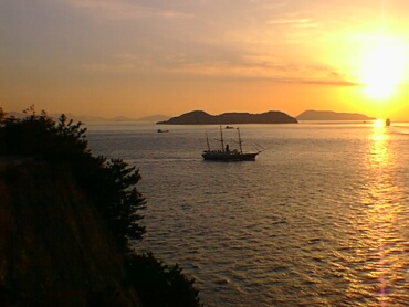 瀬戸内海の夕暮れ