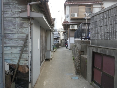 11篠島の住宅地.jpg