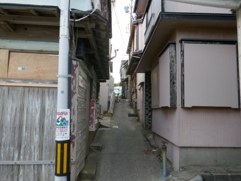 11篠島の住宅地4.jpg