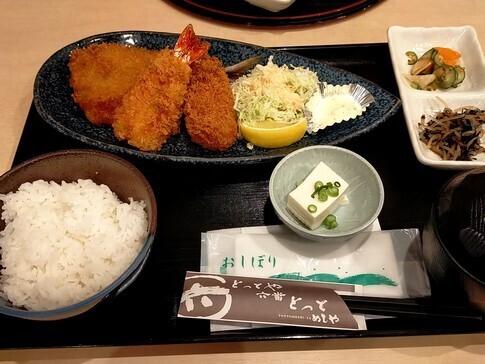 12とっとめしや.jpg