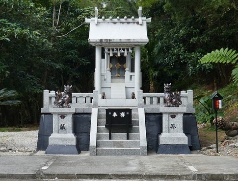 尖閣神社3.jpg