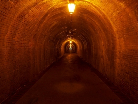 明治のトンネル.jpg