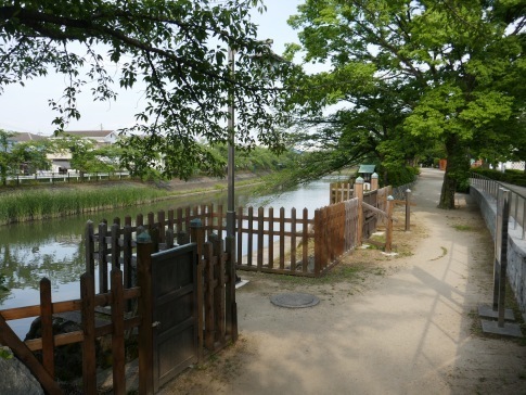 草加札場河岸.jpg