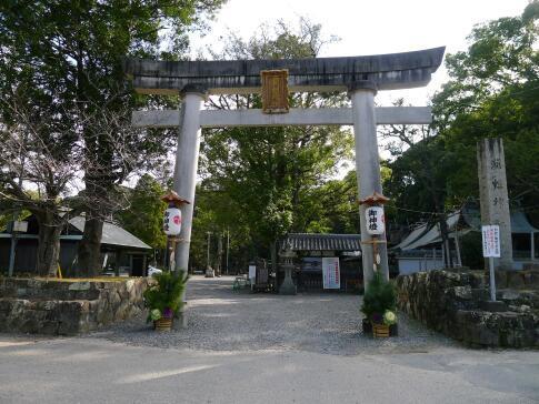 闘鶏神社.jpg
